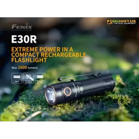 Fenix E30R 1600 lumens led RICARICABILE