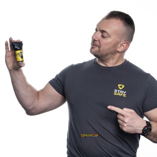 Stay Safe Pepper Spray with Torch | KMA S.r.l. 2