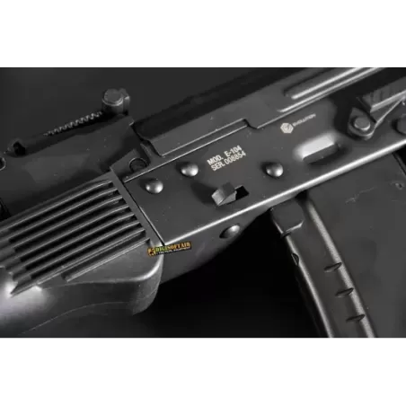 Evolution E-104 Paratrooper