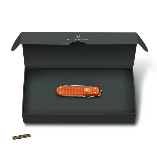 Victorinox Classic Alox Limited Edition 2021