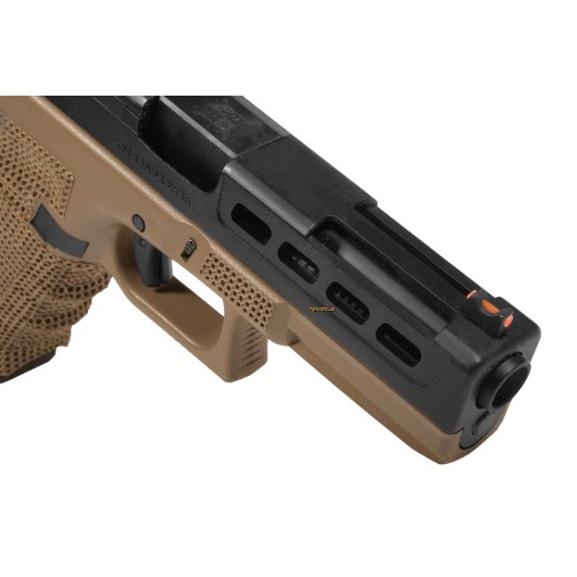 Gas Blowback Pistol Delta Armory P17 mod P06 Tan