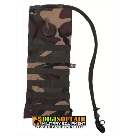 CAMELBACK WOODLAND MFH 2,5l