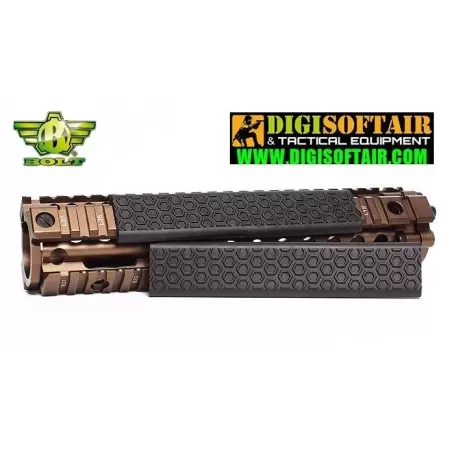 BOLT - HONEYCOMB PANEL - BLACK