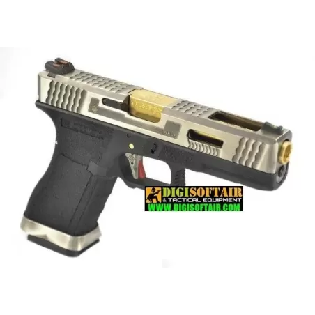 WE modello glock G17 Custom G FORCE series black, silver slide PISTOLA SOFTAIR A GAS WE modello glock G17 Custom G FORCE series black, silver slide PISTOLA SOFTAIR A GAS