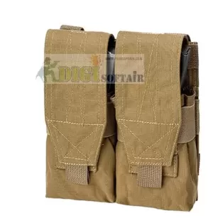 Defcon 5 porta caricatori M4AK/2 Coyote tan   PORTA CARICATORI MOLLE DOPPIO 500 D NYLON RIP STOP