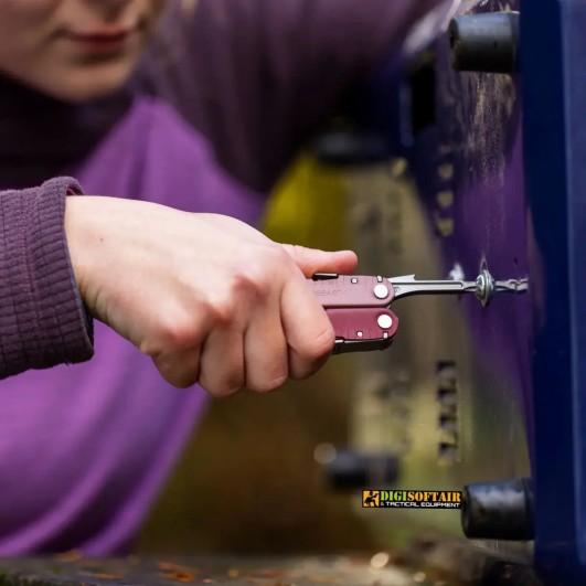 Leatherman Rebar® Heathered Cranberry — 17-in-1 multi-tool