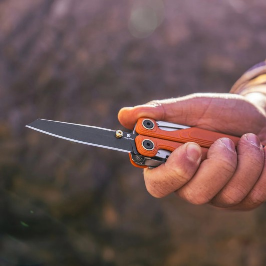 Leatherman Wave Alpha — 18-in-1 multi-tool (Canyonland)