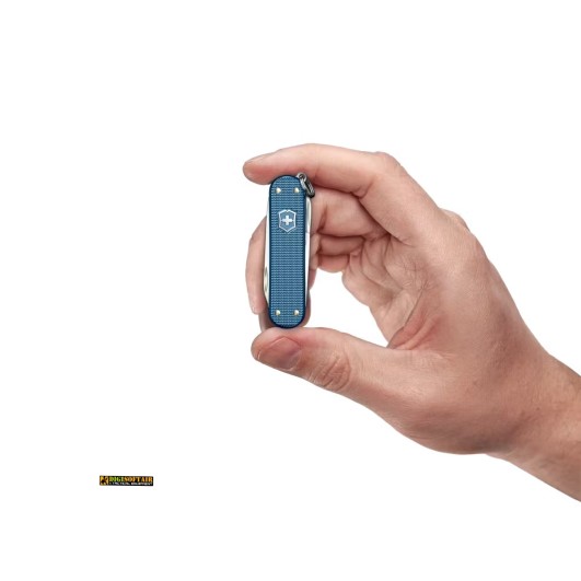 Victorinox Classic SD Alox Limited Edition 2026 — 0.6221.L26 — Glacial Blue